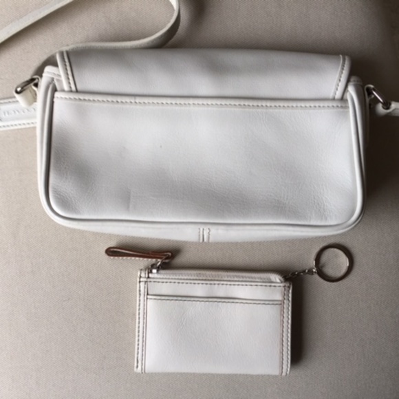 Coach Leather Crossbody Bag and Wallet - Picture 3 of 8